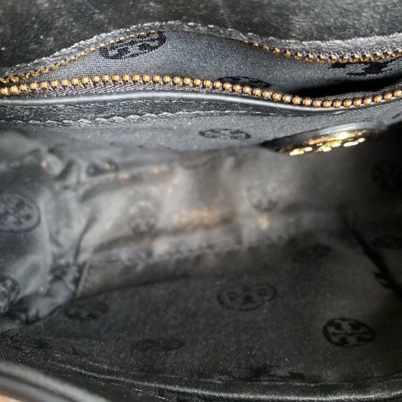 TORY BURCH Savannah Convertible Shoulder Bag - Black with Gold Chain - Picture 16 of 16